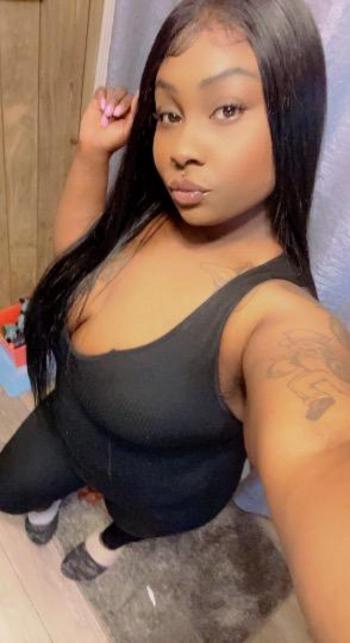 252-231-6978, 22  female escort, Wilmington