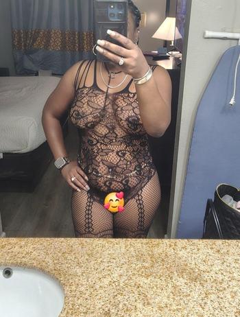 Fendi, 44  female escort, Wilmington